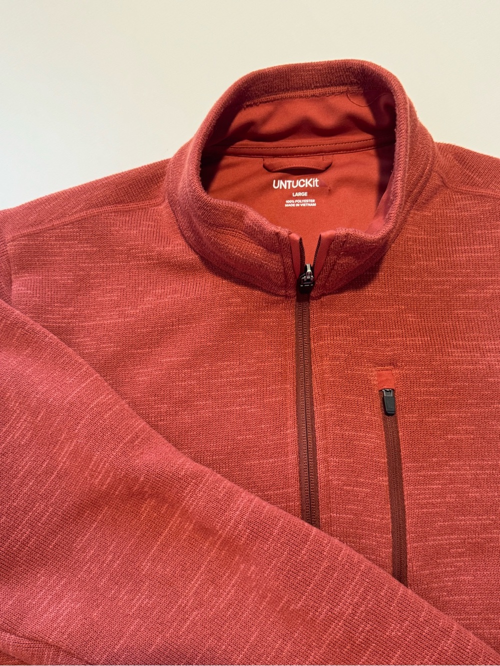 UNTUCKit Kezon Men's Full Zip basic jacket, burgundy, red size large